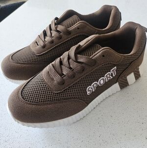 Brown Mens Fashion Sneakers